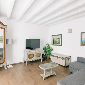 ** Couette-café Addimora Boutique Italie