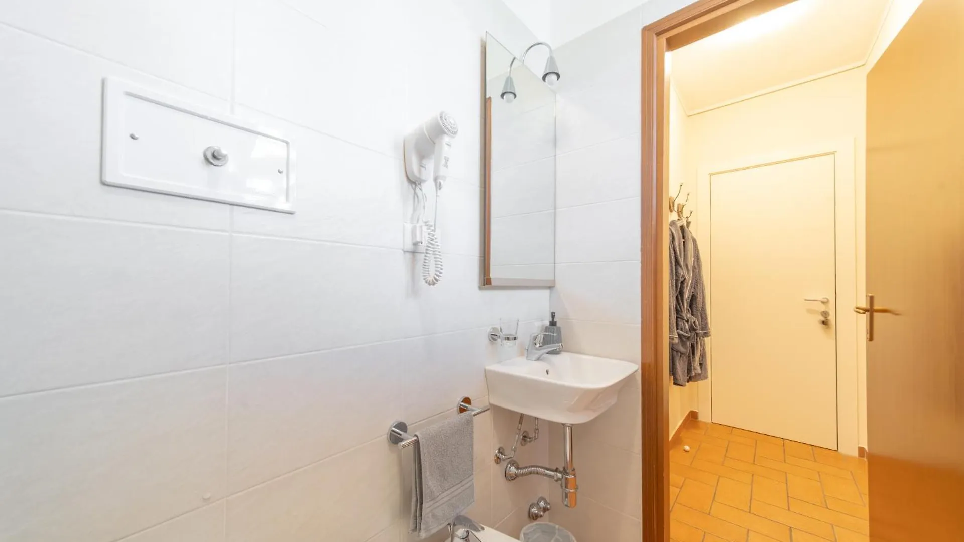 *** Bed & Breakfast B&B Osteria Dello Sperone Lonate Pozzolo Italy