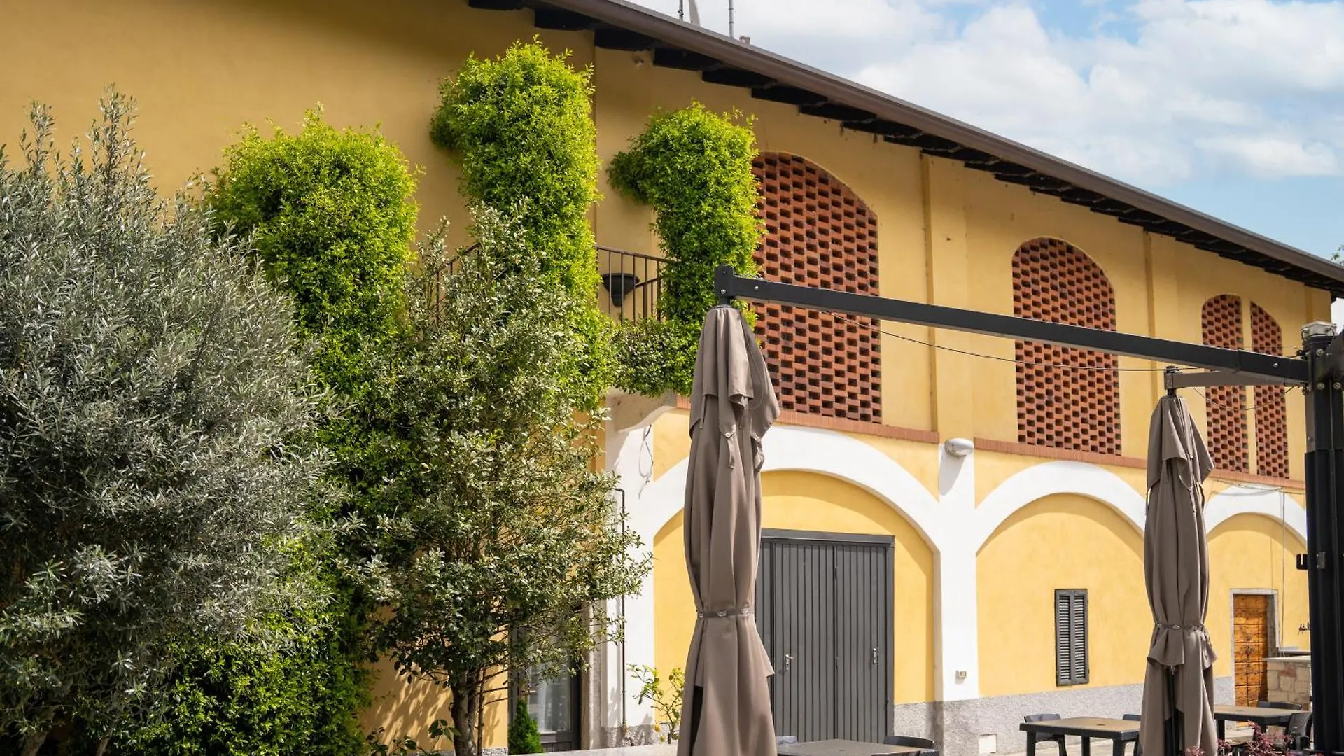 B&B Osteria Dello Sperone Lonate Pozzolo 3*,